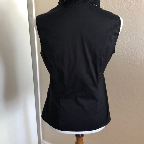 🖤Tailored black top🖤 - Picture 4 of 6